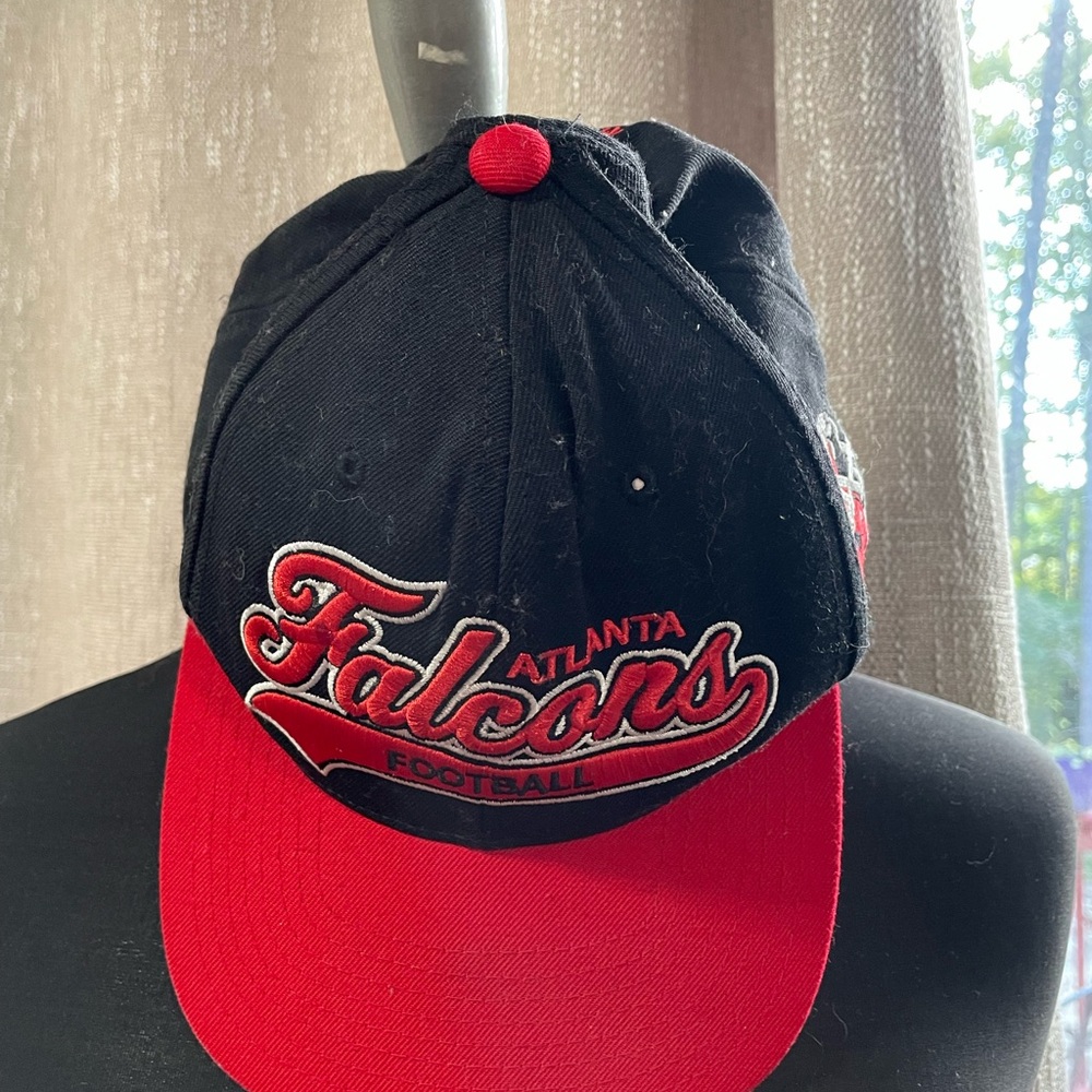 Mitchell & Ness Atlanta Falcons Black and Green Cap